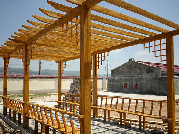 别墅区防腐木花架设计